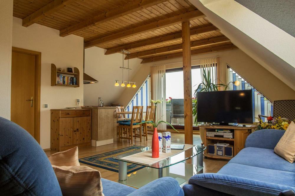 Zwei Ferienwohnungen Ankerpatz 70 Qm Mit Loggia & Puppenstube 50 Qm Mit Gartenterrasse In Hagenburg Naehe Steinhuder Meer Exterior foto